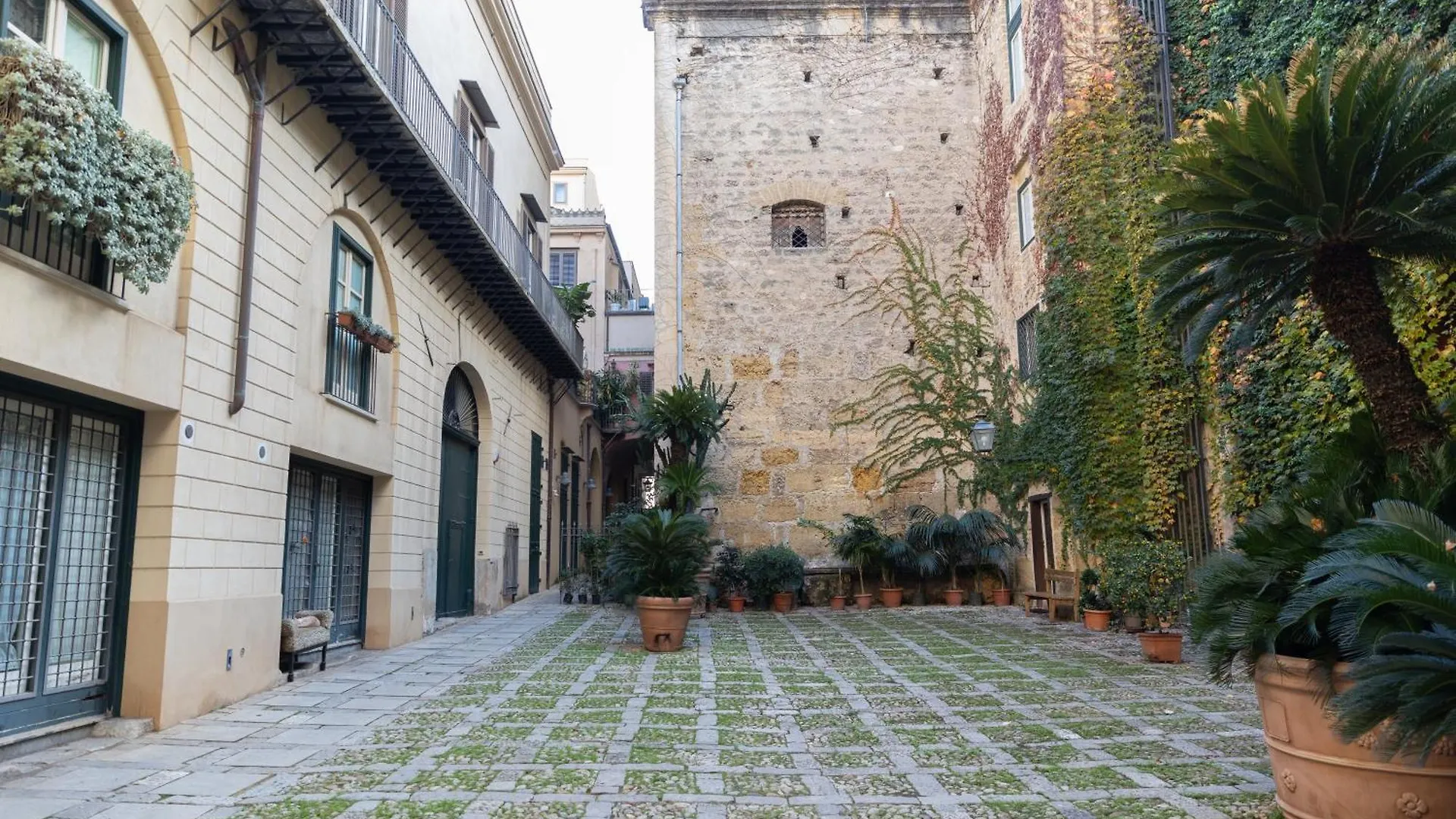 Dimora Artale In Cattedrale Apartment Palermo 0*,  Italy